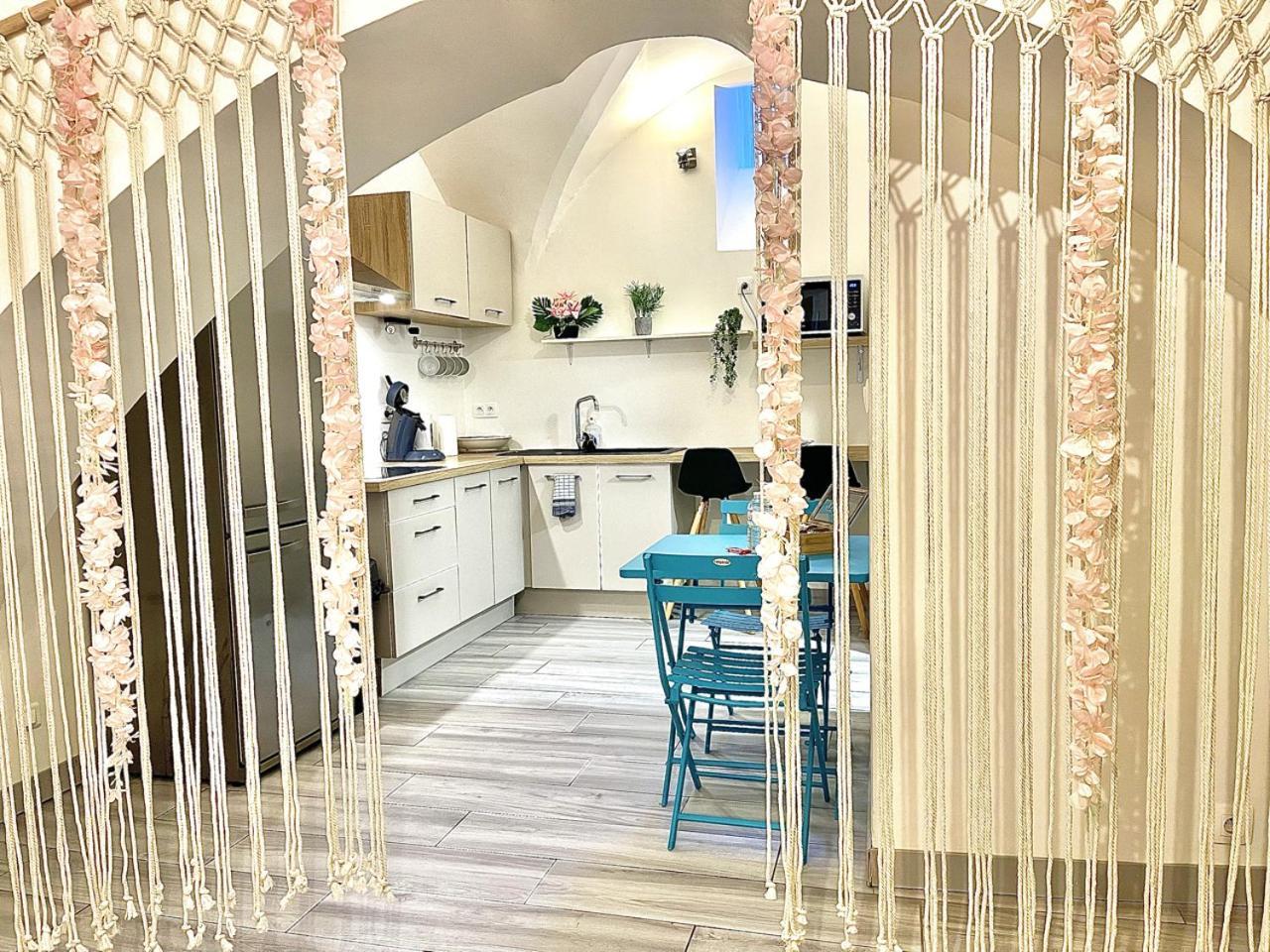 *Le Lotus*Fiber Wifi*Hyper Center* Apartment Salon-de-Provence Luaran gambar