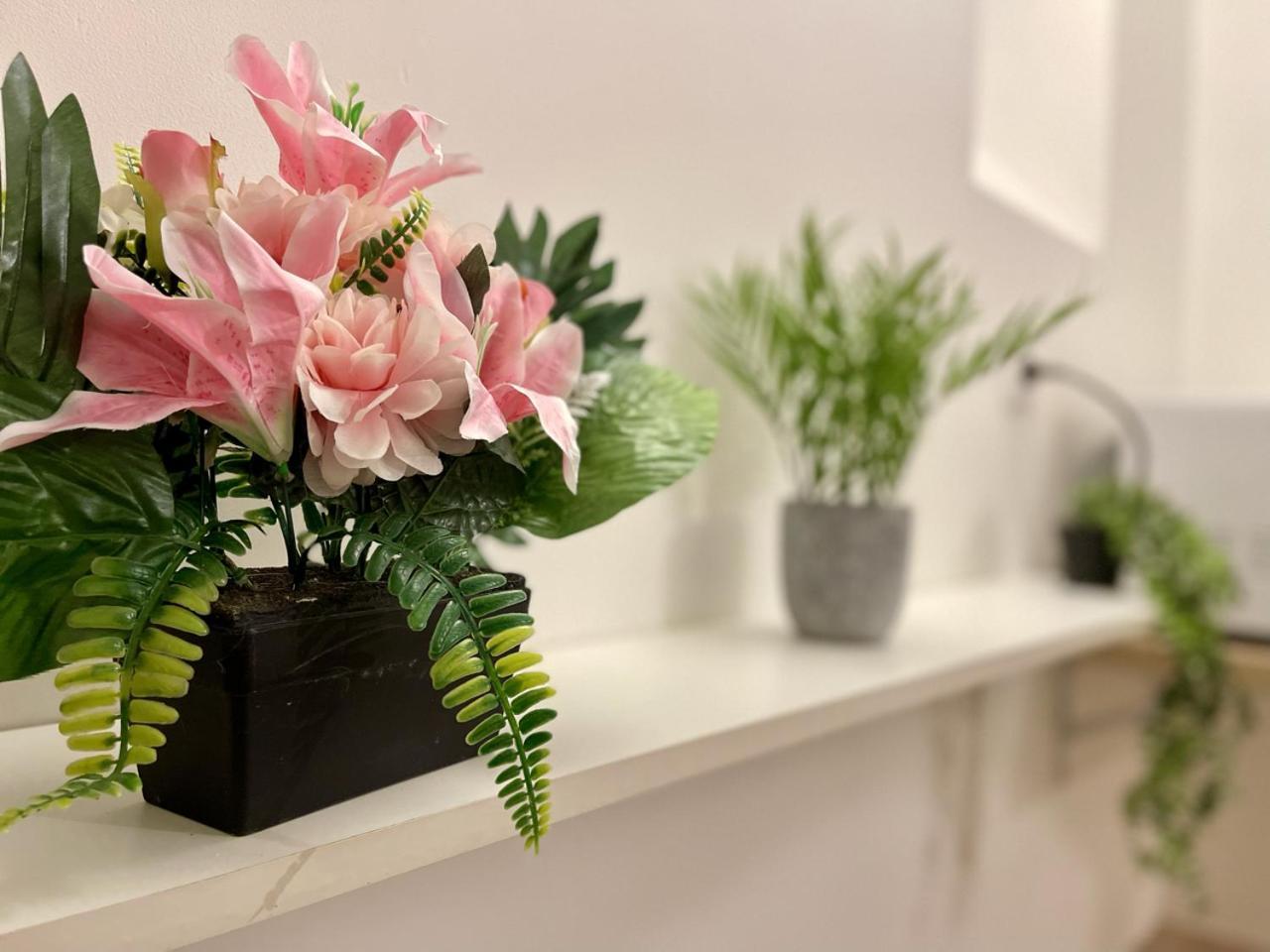*Le Lotus*Fiber Wifi*Hyper Center* Apartment Salon-de-Provence Luaran gambar